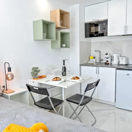 Apartment Ponderosa With Pool & View, 226 *