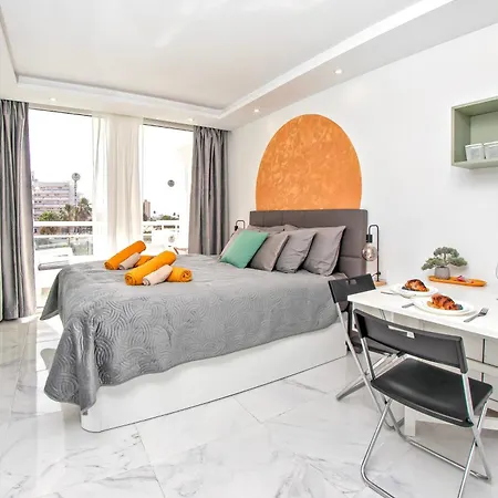 Apartamento Ponderosa With A Pool & View, 226 *