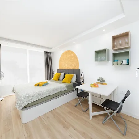 Lejlighed Ponderosa With Pool & View, 226 Playa Feñabe