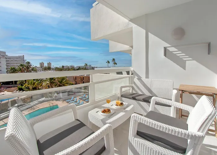 Ponderosa With A Pool & View, 226 * Playa Feñabe